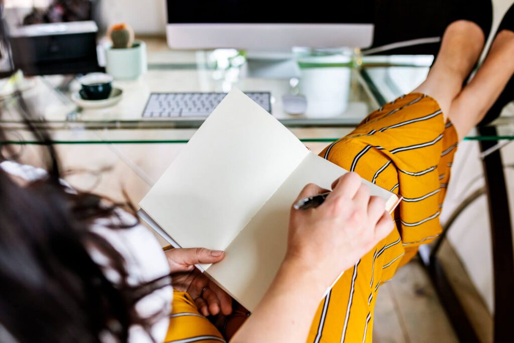 how to create printables
best printable ideas
etsy digital downloads
printable planner business
sell digital templates
passive income digital products
printable design tips
online printable store
printable product ideas
digital product business