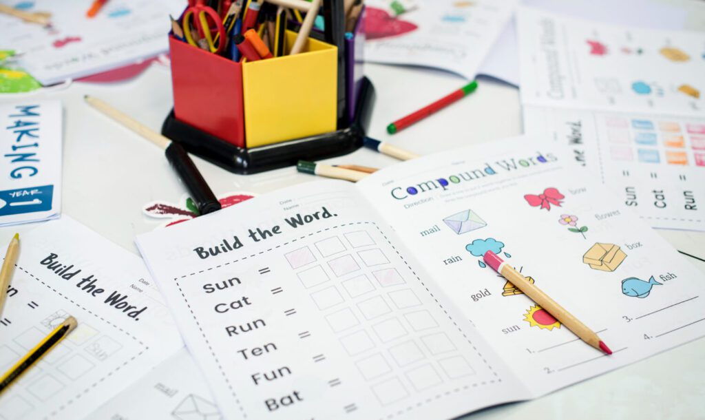 how to create printables
best printable ideas
etsy digital downloads
printable planner business
sell digital templates
passive income digital products
printable design tips
online printable store
printable product ideas
digital product business